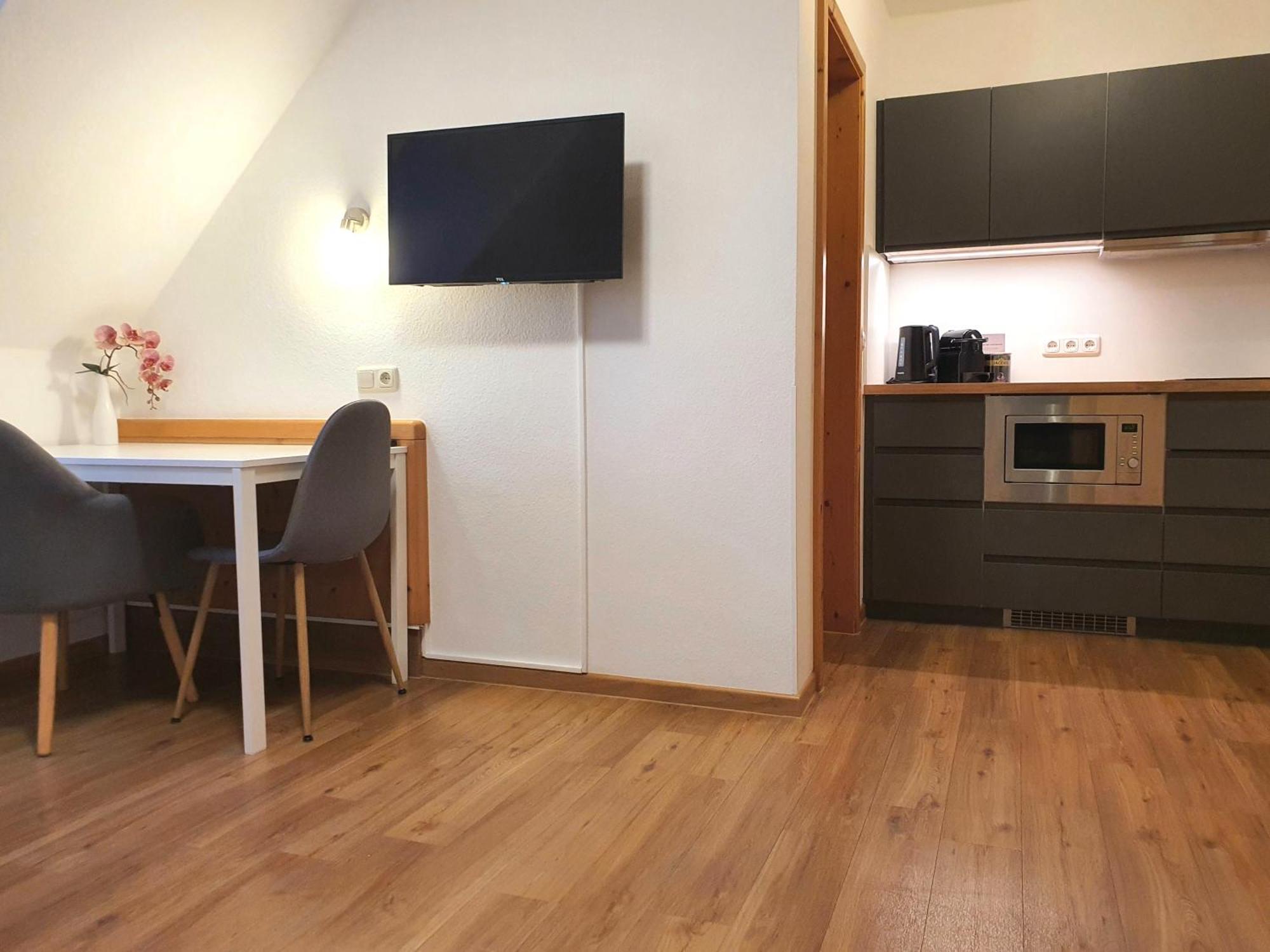 Rödelsee Hotel Am Schwanberg מראה חיצוני תמונה